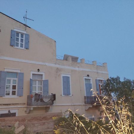 Hermes Penthouse Ermoupoli Exteriör bild